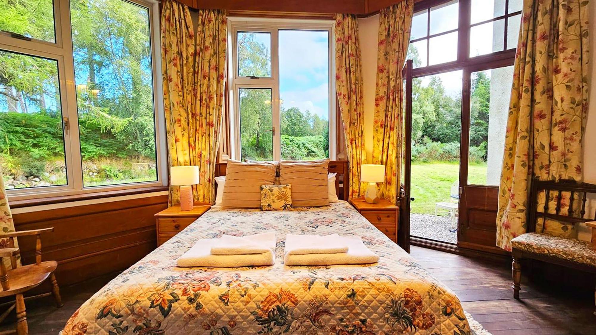 The Falls - Value Rooms At Aultnagar Estate Lairg Esterno foto